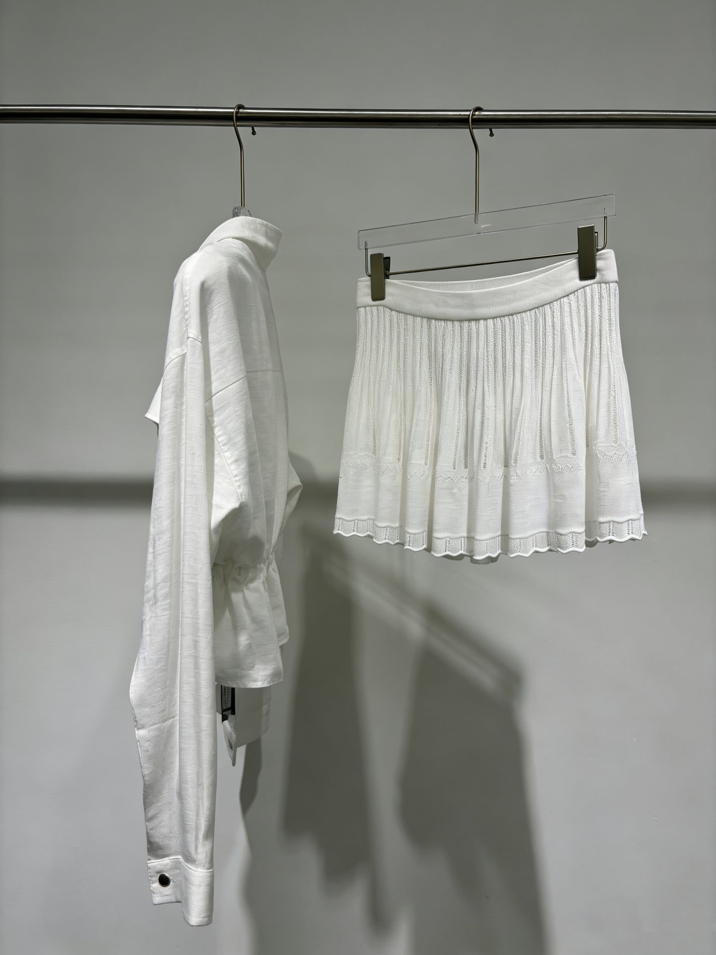 Léa White Knit Pleated Mini Skirt