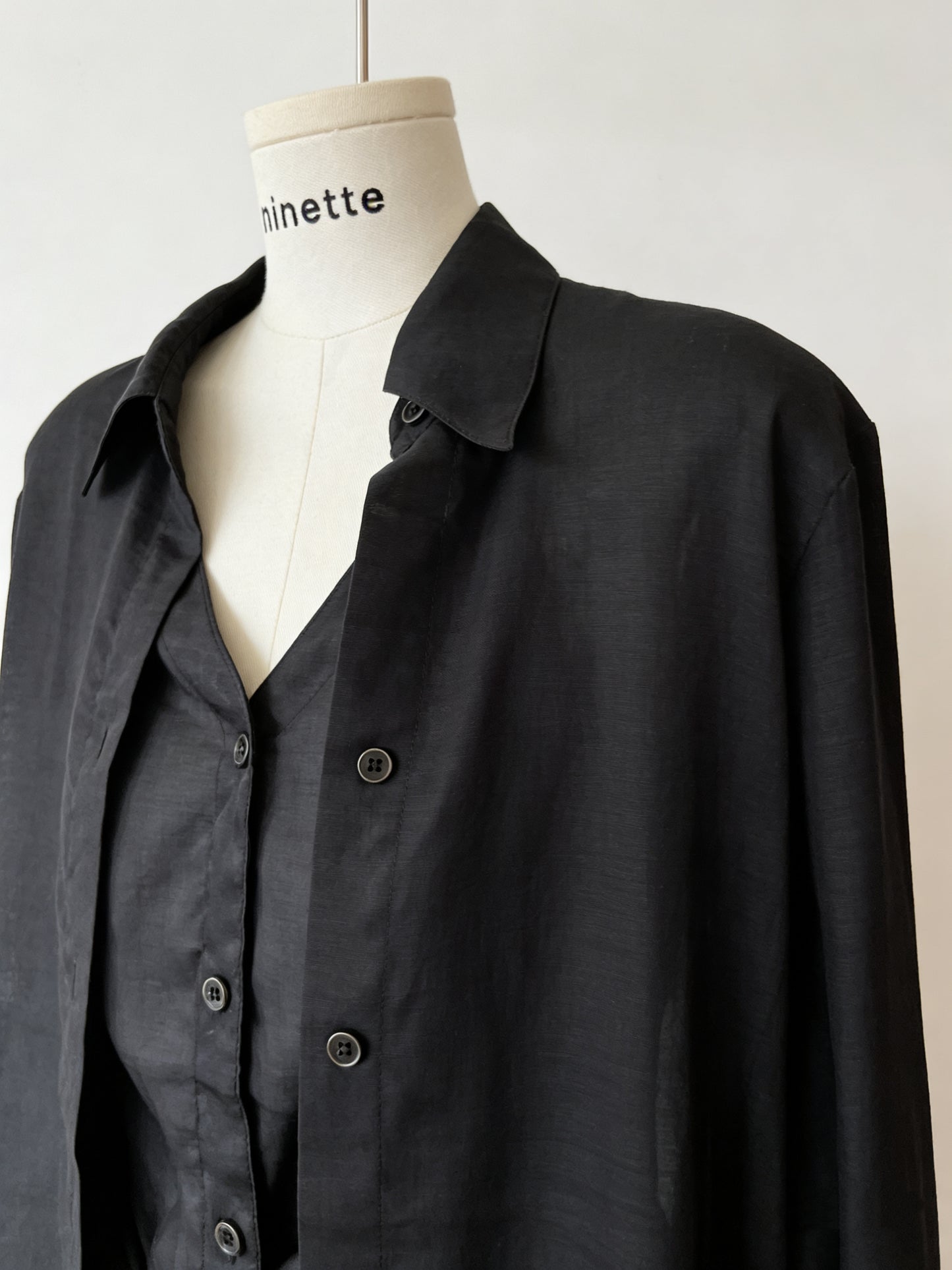 The Midnight Linen Cargo Set